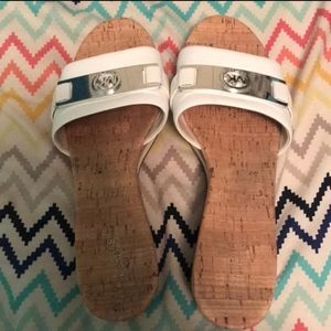In BOX MICHAEL KORS WHITE WEDGES/FLATS
